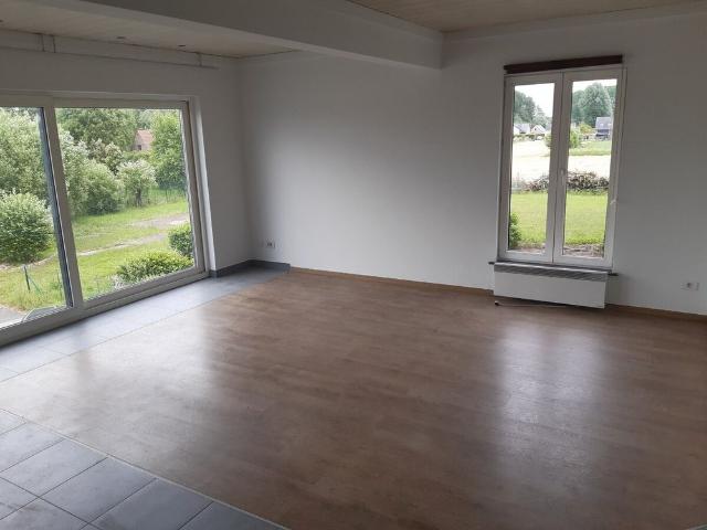 Degelijk appartement 1° verdieping
