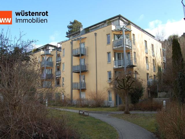 Deggendorf: Zentrumsnahe 3 Zi. ETW auf zwei Etagen m. gr. Terrasse in ruhiger Wohnlage!
