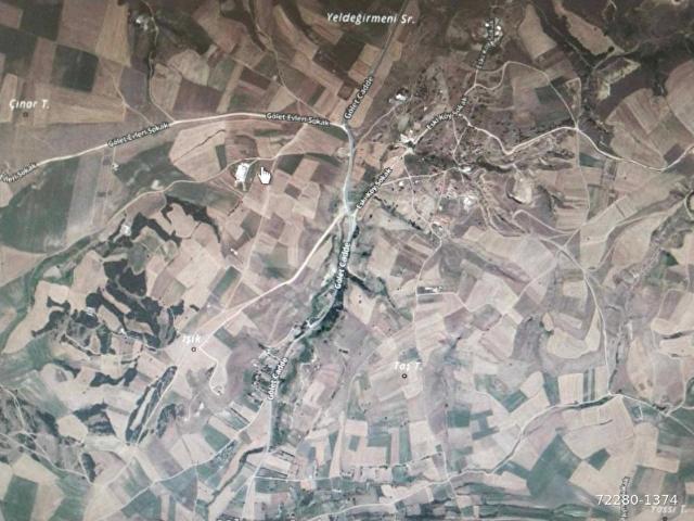 DEGİRMENKÖYDE SATILIK PARSEL OLACAK TARLA 26 DEKAR KADASTRO YOLUNA CEPHELİ
