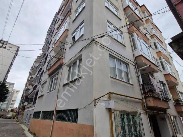 Deha Emlak`tan Satılık 2+1 Daire Yenimahallede Arsa Tapulu