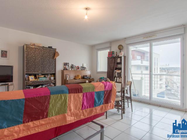 DEJA VENDU ! EXCLUSIVITE ! BORDEAUX GARE ST JEAN APPARTEMENT T3 DE 69 M2 AVEC BALCON + GARAGE. Michaël VIGIER 06.70.29.94.95