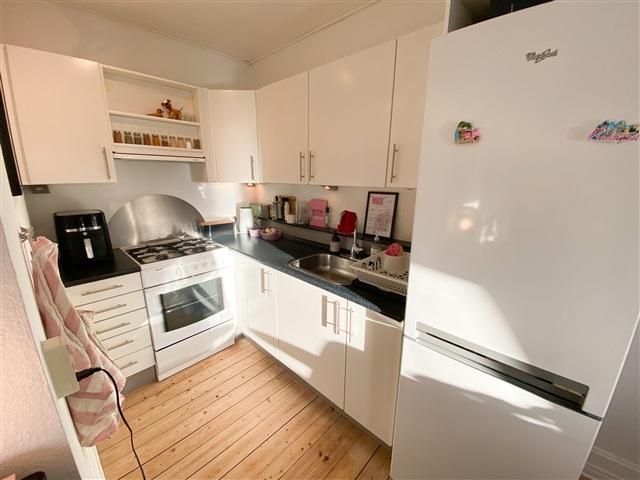 Dejlig 2 værelses lejlighed ved østre anlæg, Aalborg, Nordjylland