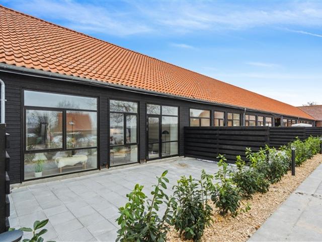 Dejlig treværelses bolig i rolige omgivelser, Frederiksværk, Frederiksborg