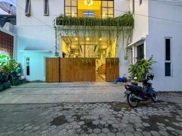 Dekat UIN Ambarukmo Plaza Kost Furnished 2 Lantai Harga Nego