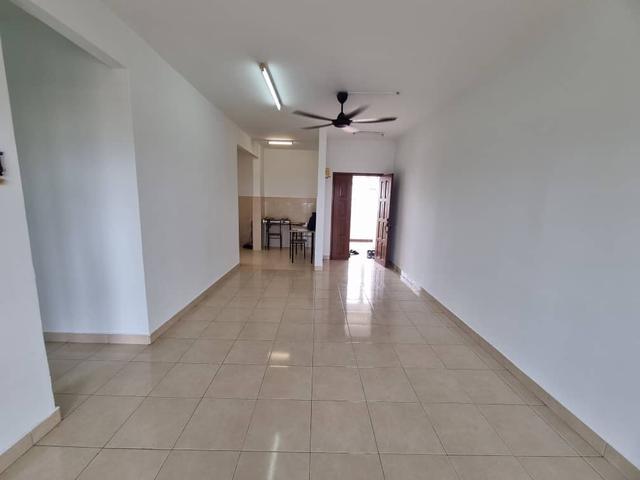 DEKAT UITMPangsapuri Kristal Heights Seksyen 7 Shah Alam