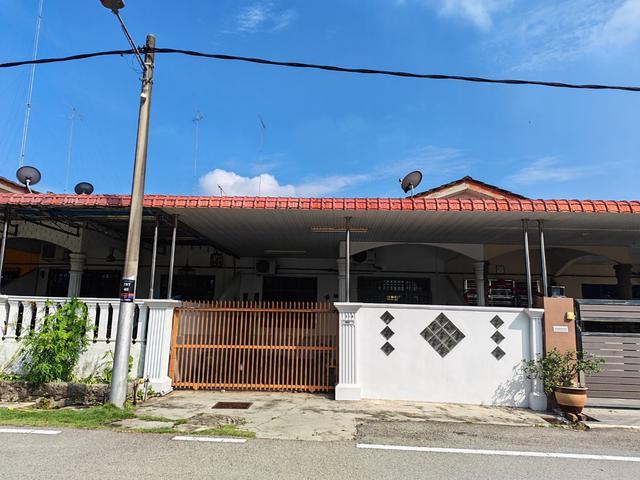 DEKAT BANDAR Taman Sri Treh Muar Johor