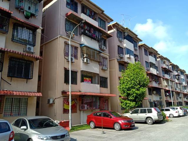Dekat LRT Apartment Putra Impian Seri Kembangan