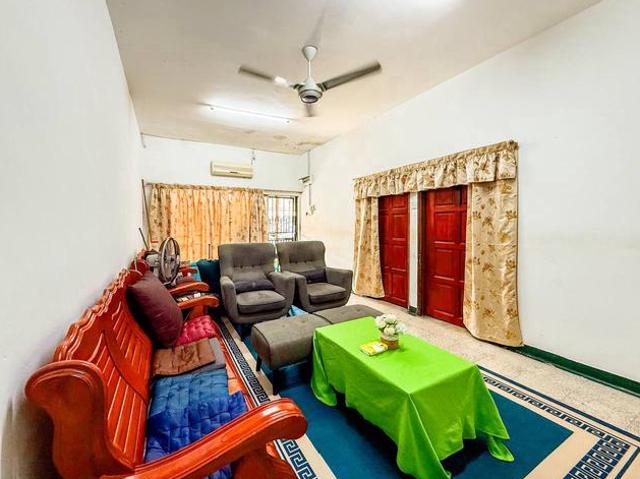 DEKAT MASJIDSS5C Kelana Jaya Single Storey Terrace