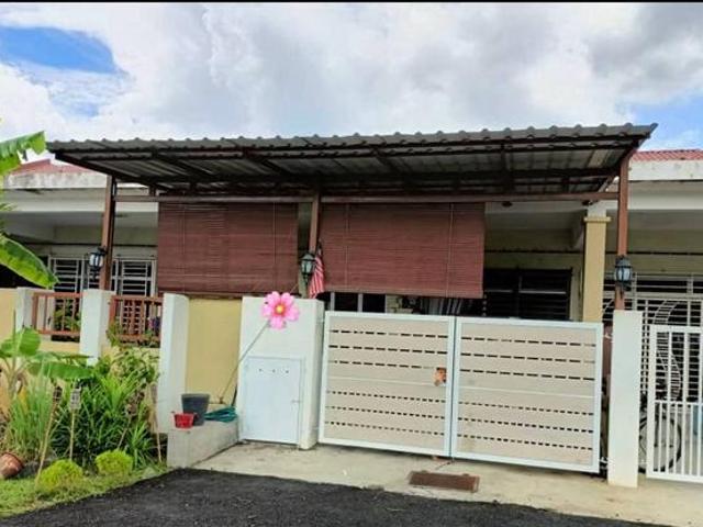 DEKAT SEKOLAH Teres Setingkat Taman Merbah Rimba Olak Lempit Banting