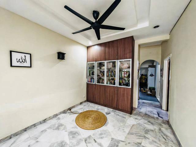 DEKAT SURAU 20x70 Single Storey Taman Kinrara