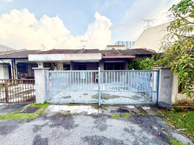 DEKAT SURAU BELOW MARKET 1 Storey Taman Pinggiran Batu Caves