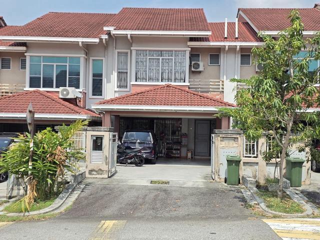 CORNER LOT 2 Storey Serimba Laman Tasik Bandar Bukit Mahkota Bangi