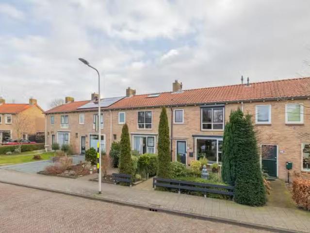 Deken Zondaglaan 30 Vogelenzang