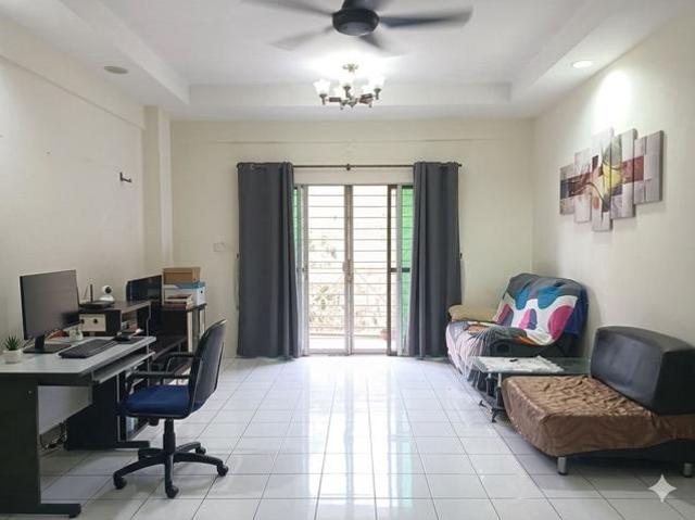 Delta Height phs1 2nd floor condo for sale bundusan sabah golf jpj