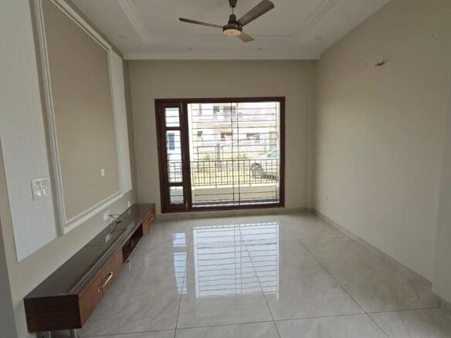 Delta I, Greater Noida West 5 Bedroom 60 Sq. Mt. Builder Floor in Delta I Greater Noida Listing ID: #10227