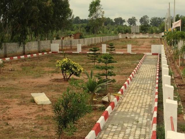 Delta Iii, Greater Noida West 350 Sq. Mt. Plot in Delta Iii Greater Noida Listing ID: #10400