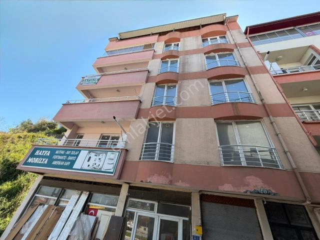 Delta'dan Piraziz Merkez'de Deniz Manzaralı 4+1 Satılık Daire!