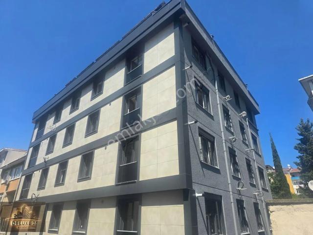 Deluxe 26 ' Dan Yeni Binada Asansörlü Köşe 2+1 80 M2 Daire