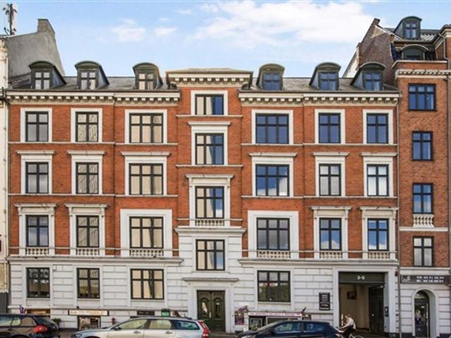 Delevenlig lejlighed søger lejer, København V, København