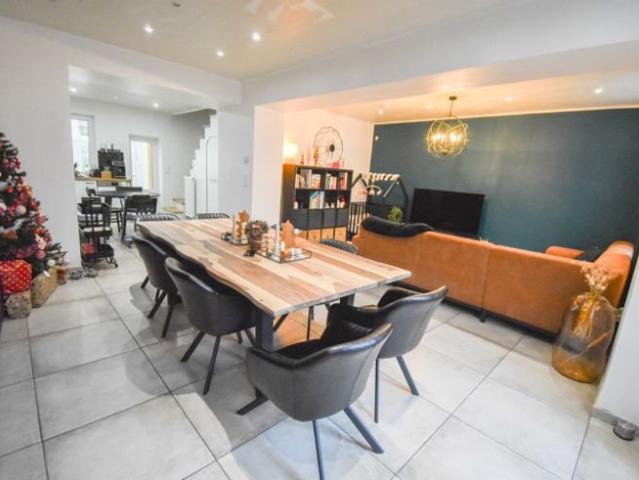 DELFIMMO BELLE MAISON RENOVEE AVEC JARDIN !