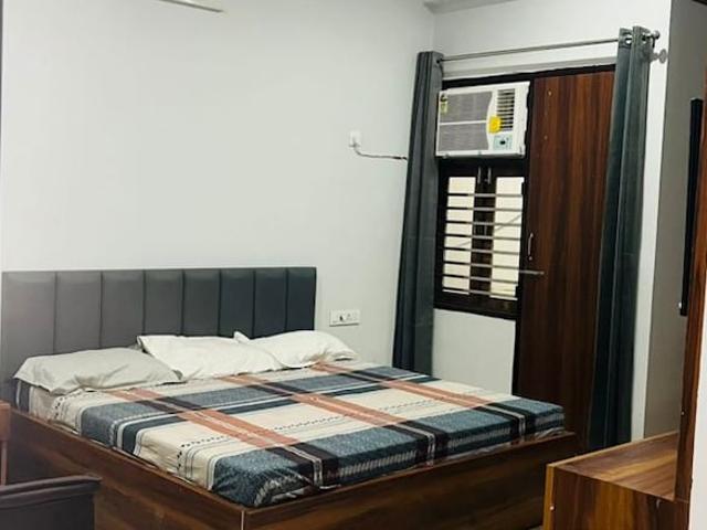 Delhi Heights 3 Bedroom 150 Sq. Yd. Apartment in Ghazipur Delhi Listing ID: #10026