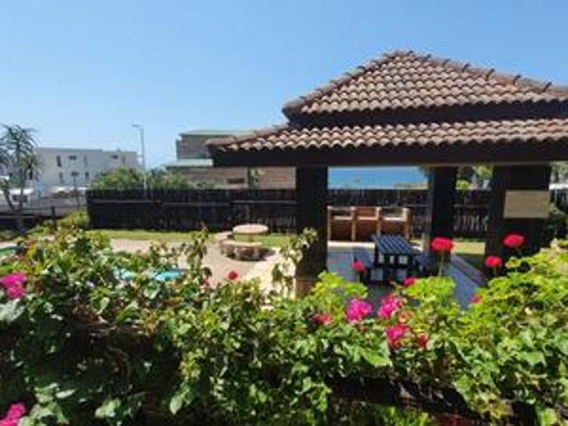 delightful, modern unit 200m from th.