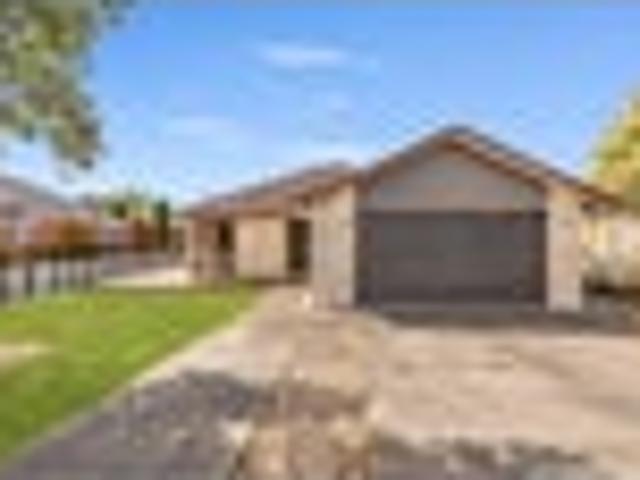 Family Living with Views & Location