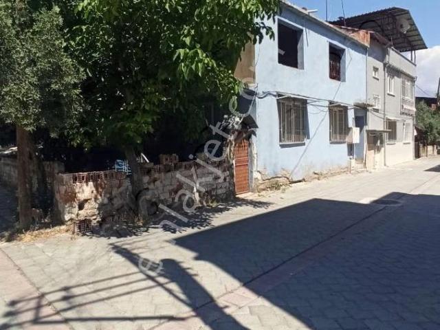Deliktaş Ta Emniyete Yakın Köşe Parsel 2 Katlı Müstakil Ev