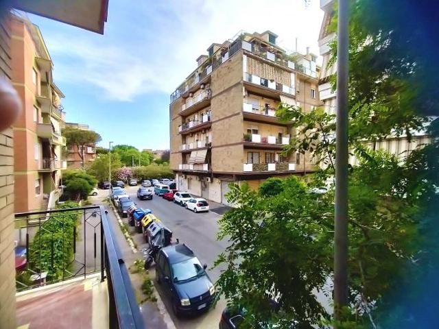 Delizioso e ristrutturatissimo bi/trilocale a Ostia Levante