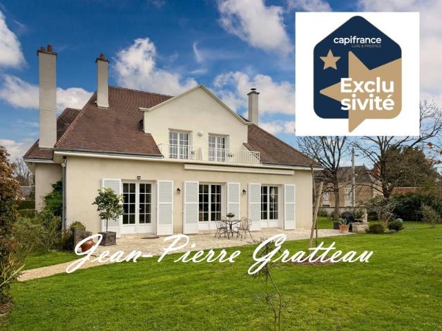 Dept de la Vienne 86 Maison de caractère à vendre type 8 pièces CHATELLERAULT 86