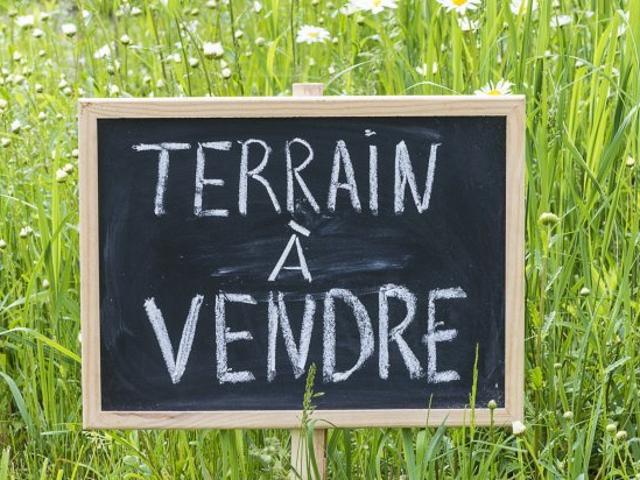 DEPT YVELINES 78 COURGENT + A VENDRE TERRAIN 1450 m2