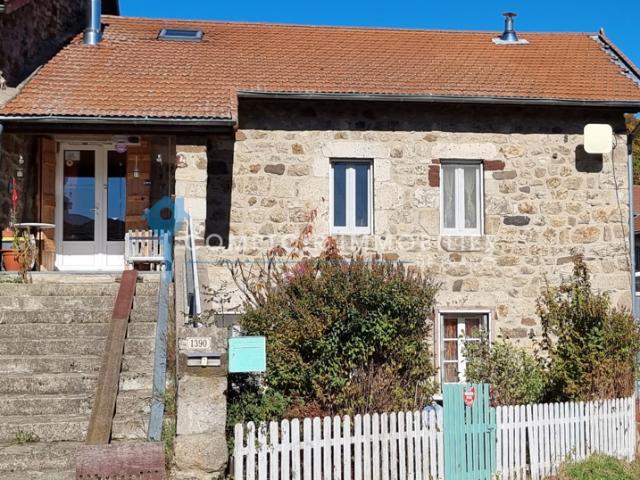 Dépt. 07 A VENDRE Secteur COUCOURON Ferme rénovée de 170