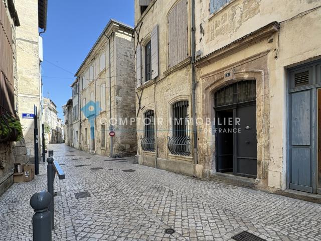 DEPT 13 A VENDRE TARASCON Immeuble de rapport de 5 lots