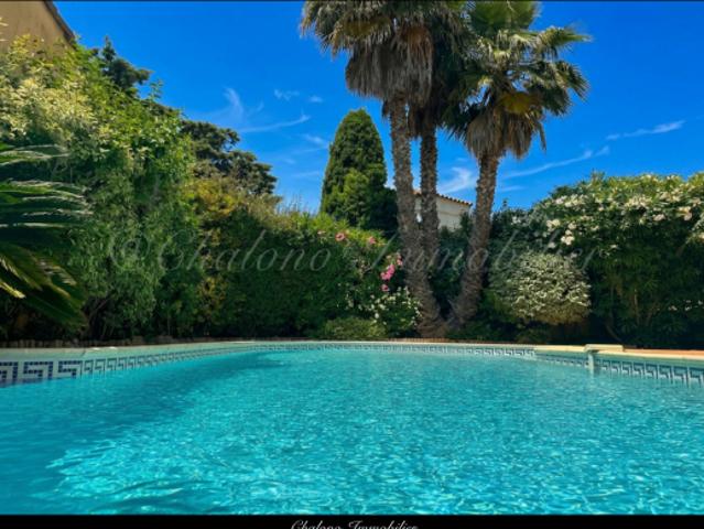DEPT 34 AGDE. VILLA 130 M2 AVEC PISCINE, GARAGE ET 4 CHAMB