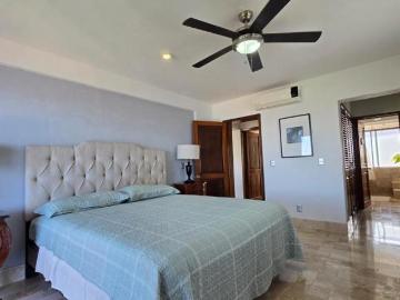 DEPTO $16,500,000 PUERTO VALLARTA. 168 M2. CONCHAS CHINAS. GRAN OPORTUNIDAD!
