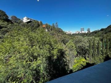 DEPTO EN VENTA DE DOS NIVELES EN BOSQUES DE LAS LOMAS CON AMPLIA TERRAZA