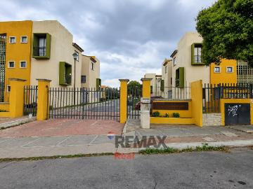 Depa. Primer Nivel en Venta en Hacienda Margarita