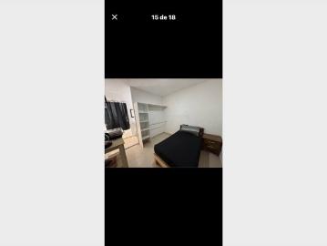 Depa 1 habitación con un baño completo