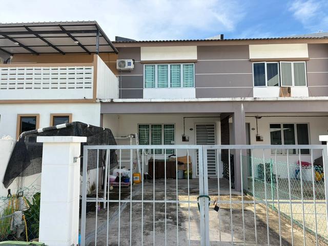 DEPAN PADANG LEBIH PRIVACY TAMAN TASEK GELUGOR UTAMA Boleh Full Loan