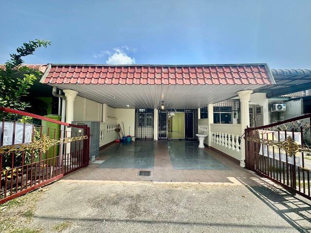 Depan padang serai murni fully renovated