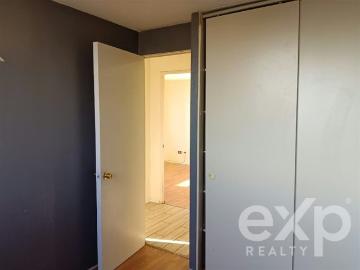 Departamento 3D, 2B con Est. Y Bodega cerca Metro Cumming | 3 Dormitorios por 2690.00 en Santiago