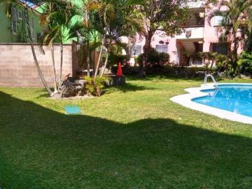 Departamento con alberca en Morelos 610