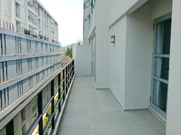 Departamento con balcón 2 estacionamientos Renta Park View Atizapán EDOMEX
