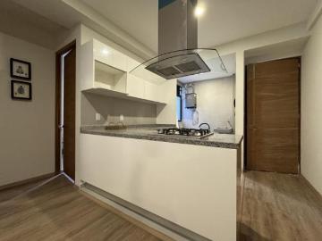 Departamento con balcón Letrán Valle