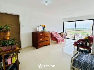 Departamento con cochera y depósito Av. Los Colibríes,Trujillo