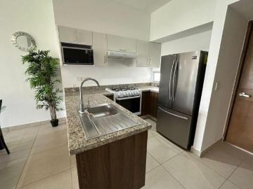 Departamento amueblado, con vista al parque, en Torre Atlántida, Vía Montejo