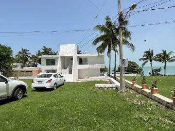 Departamento Amuebladoen renta en Campeche San Lorenzo a la orilla de la playa