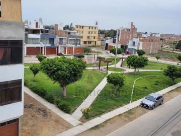 DEPARTAMENTO AMPLIO EN URBANIZACION LOS SAUCES