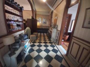 Departamento al frente 3 dormitorios, 155 m2 baulera de 6 m2, amplia cocina, baño y toilette