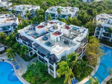 DEPARTAMENTO DE 3 HABITACIONES EN VENTA EN PLAYA DEL CARMEN A 8 MIN DE LA 5TA AVENIDA | CON JARDIN